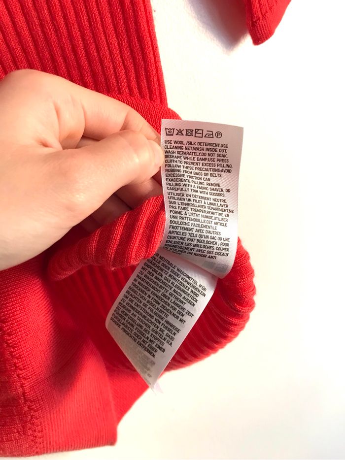 Pull manches courtes rouge corail en 100% laine Uniqlo taille S - photo numéro 7