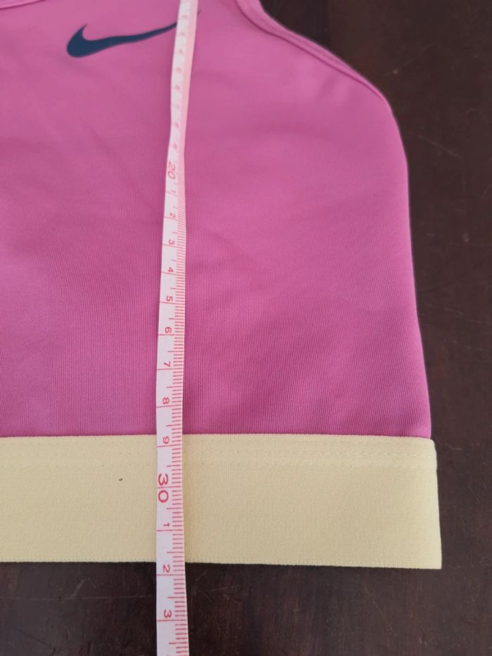 Jolie Brassière de sport Nike taille L - photo numéro 13