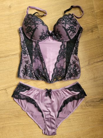 Ensemble guêpière + slip