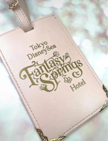 Porte carte ou étiquette Disney Fantasy Springs Hotel - Tokyo Disney resort