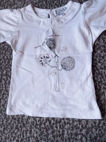 T-shirt taille 98cm c&a