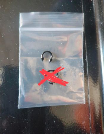 Bijoux piercing noir fer a cheval pic pour septum nez oreille 8 mm