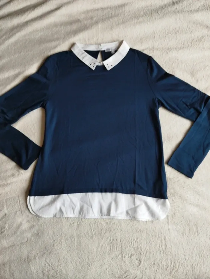 Blouse U Collection bleu marine taille 38/40 - photo numéro 4
