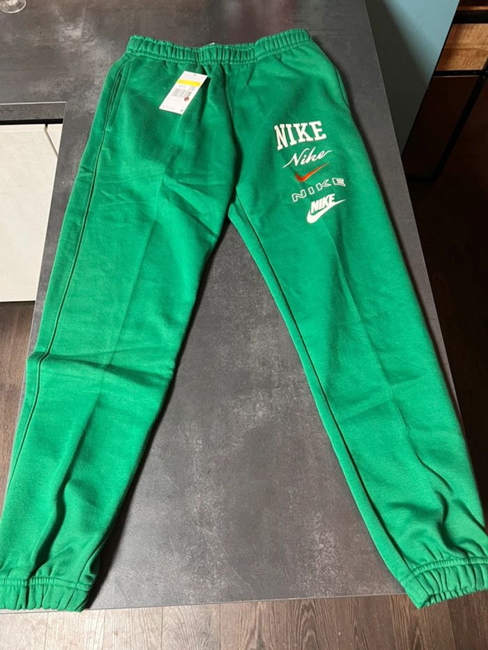 Jogging Nike taille S