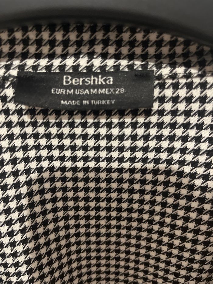 Robe noire et blanc - photo numéro 3