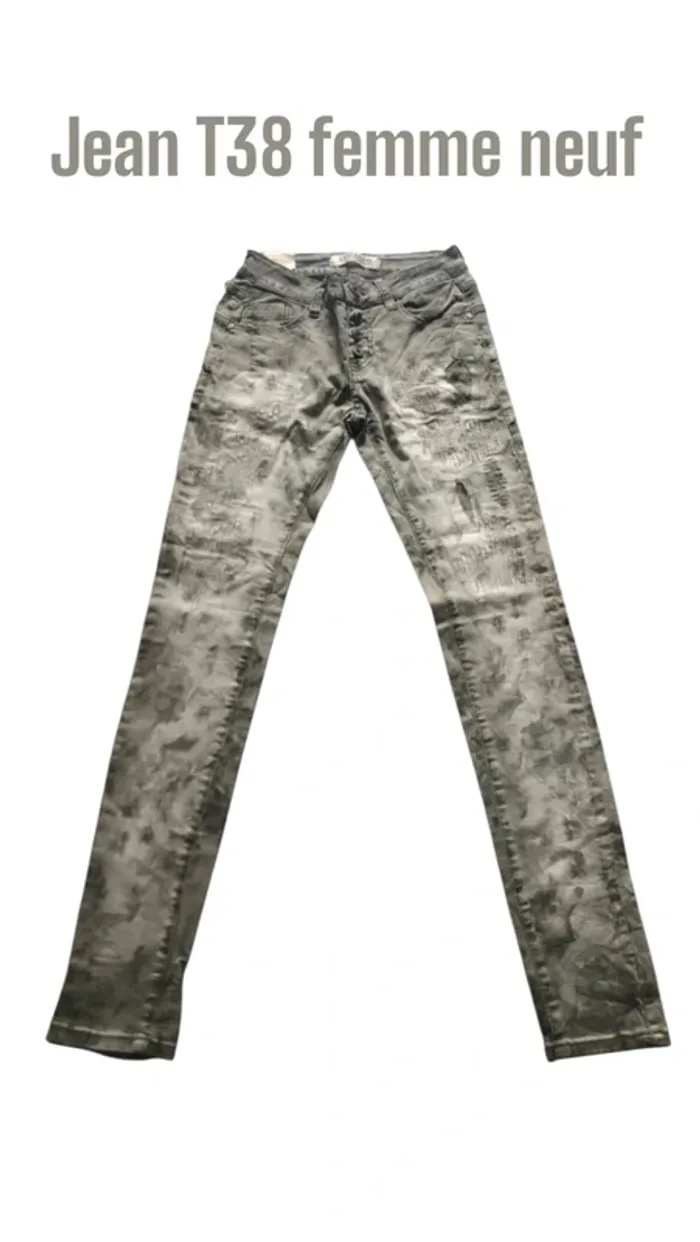 Jean T38 femme neuf 👖