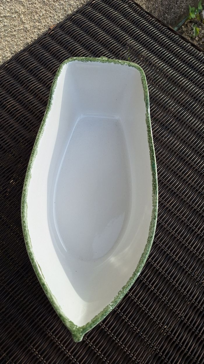 ⛵️ Grand plat en terre en forme de barque - photo numéro 4