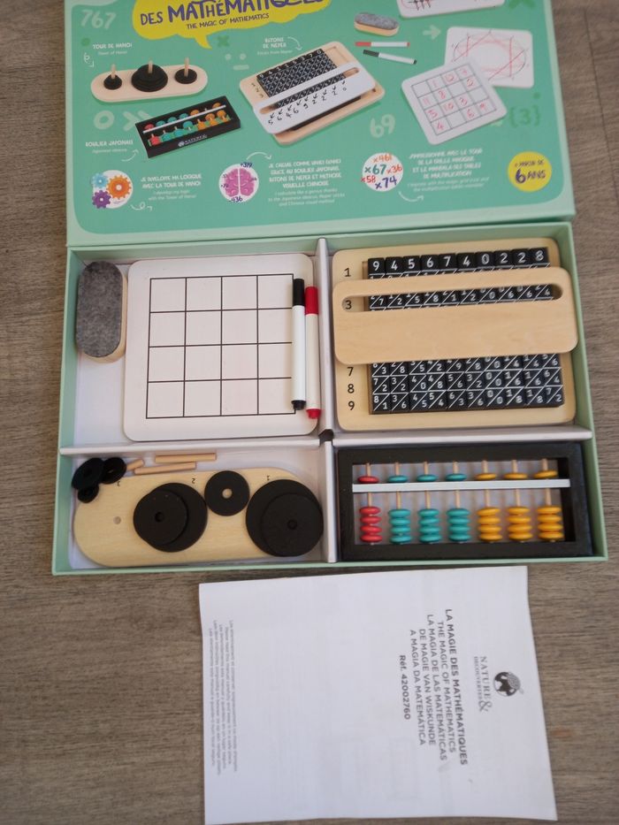 Coffret La magie des mathématiques  à partir de 6 ans excellent état - photo numéro 5