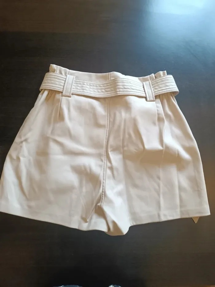 Short LA CITY - Taille 42 - photo numéro 5