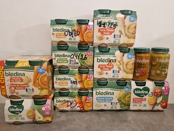 Lot de 26 pots bébé