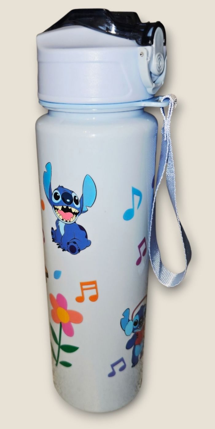 Magnifique gourde de grande capacite disney Stitch - photo numéro 2