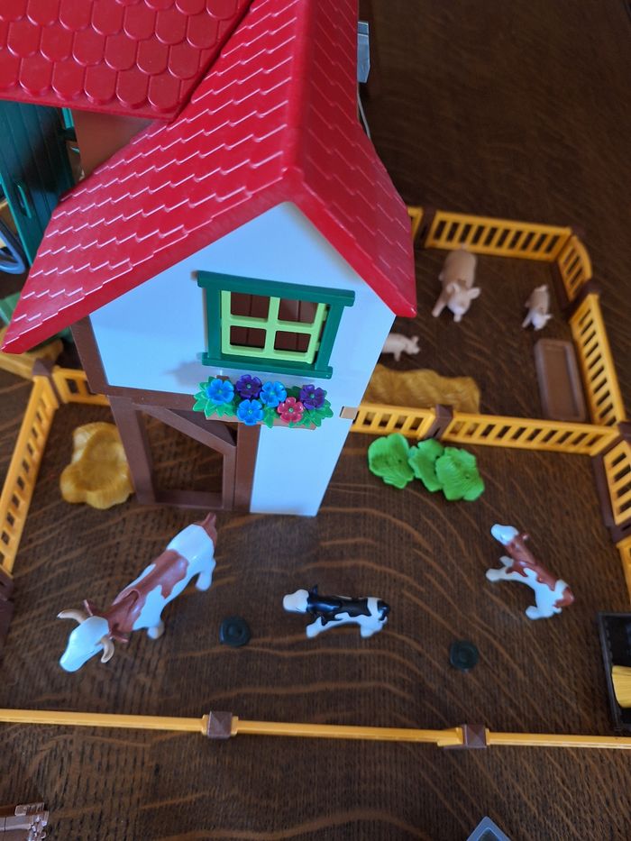 Playmobil ferme 6120 + tracteur 6131 + verger OFFERT - photo numéro 5