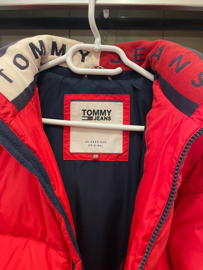 Doudoune Manteau Rouge Tommy Jeans American XS - photo numéro 4