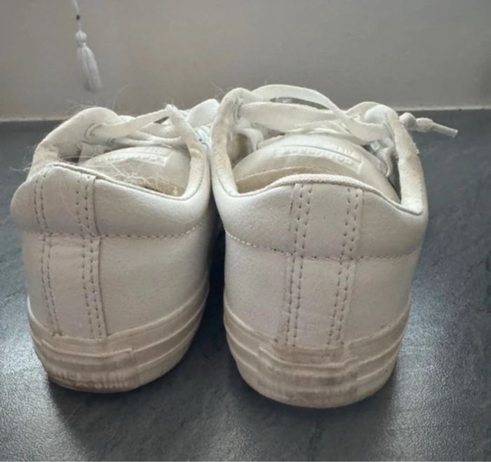 Converse cuir blanche T36 - photo numéro 4
