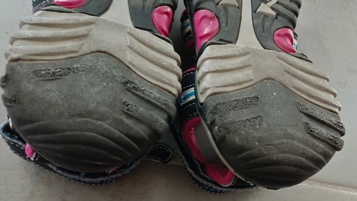 Sandales de marche en 38 - photo numéro 4