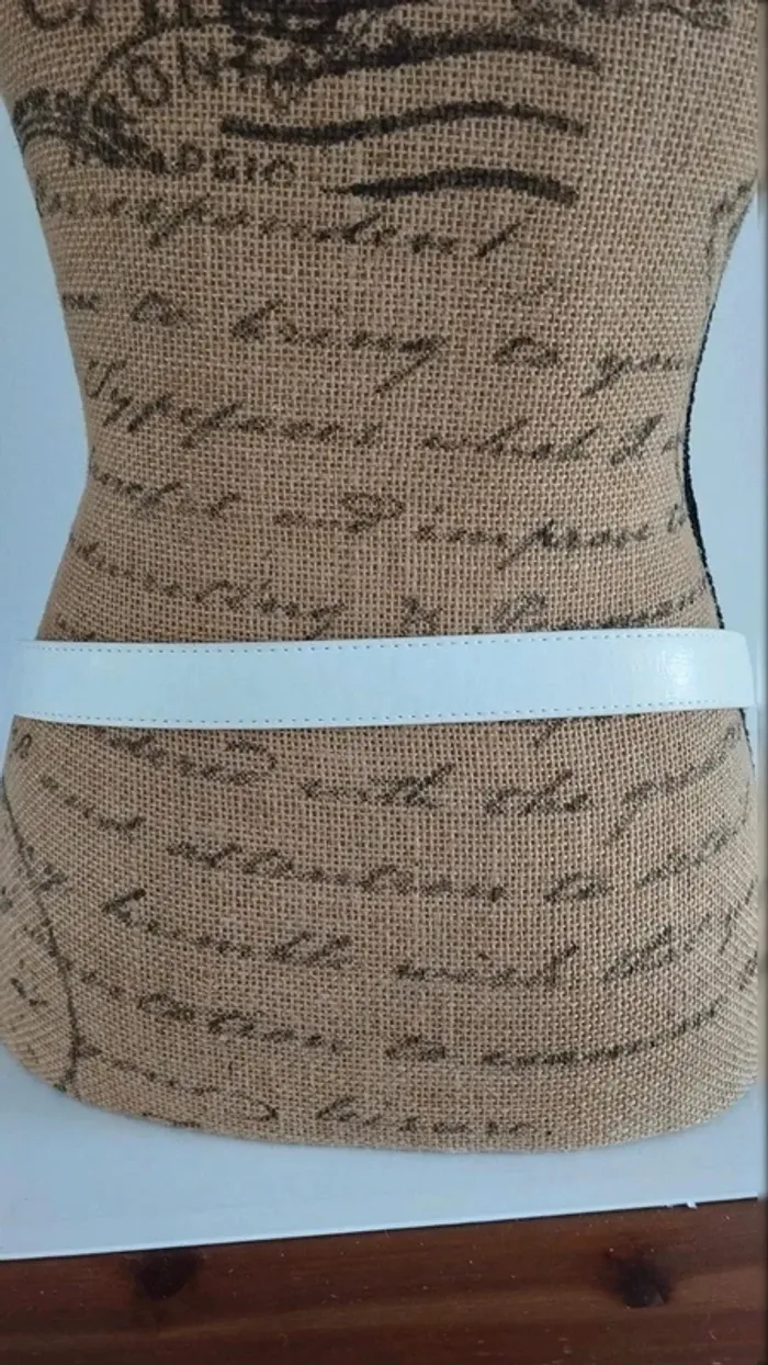 Ceinture blanche boucle rectangulaire argenté 90 cm - photo numéro 5