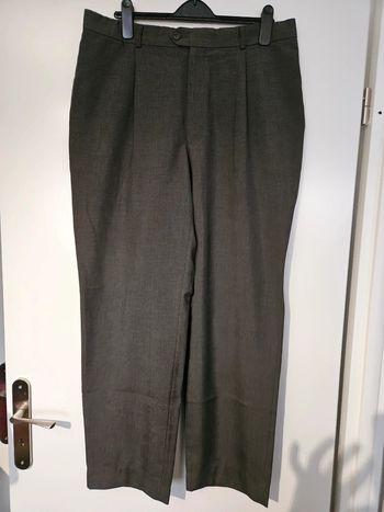 Pantalon de costume taille 46