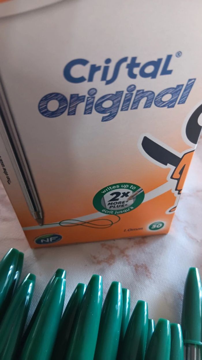 Stylo Bic vert - photo numéro 2