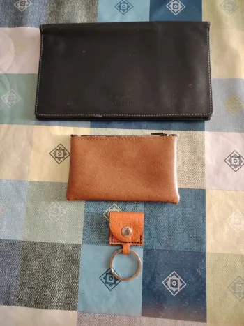 Lot chéquier, porte monnaie et porte jeton