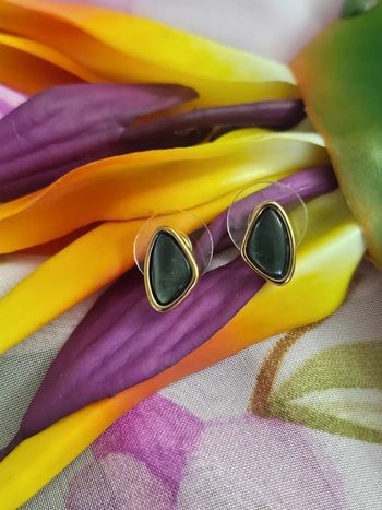 Boucles d oreilles pitons avec pierre style labradorite modèle 3, ikita, acier inoxydable