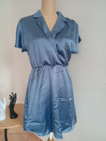 Solde Robe d'été courte satinée bleu décontracté décolleté femme xs