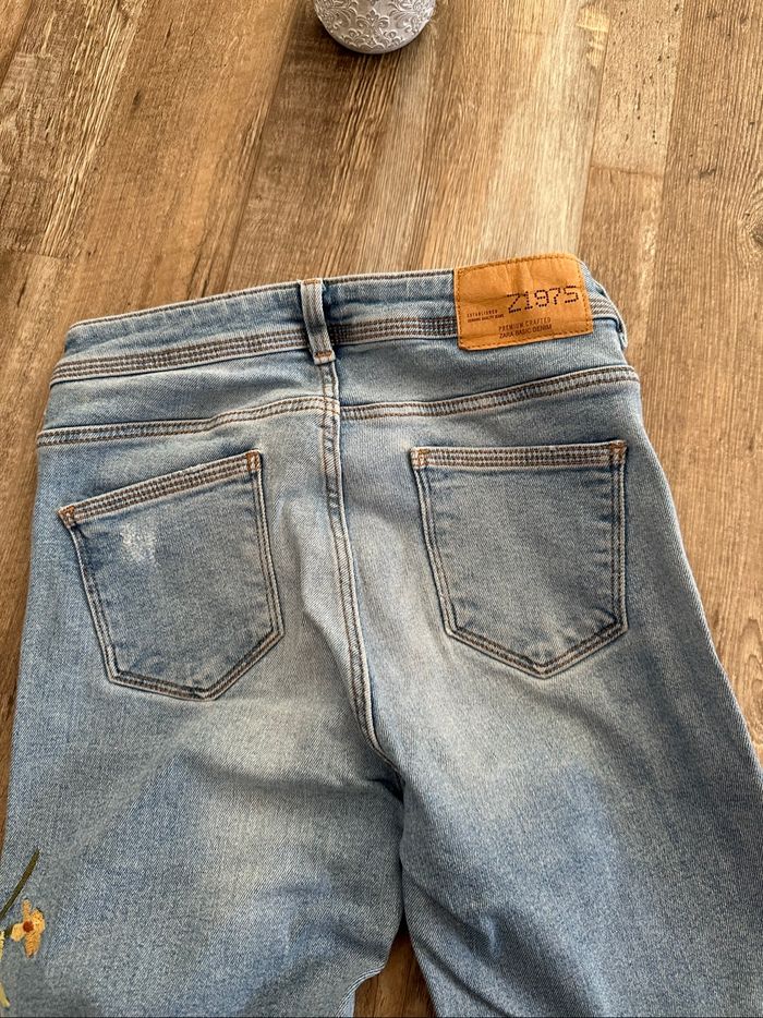 - Jean Zara - Taille 34 / XS - Très bon état - photo numéro 2