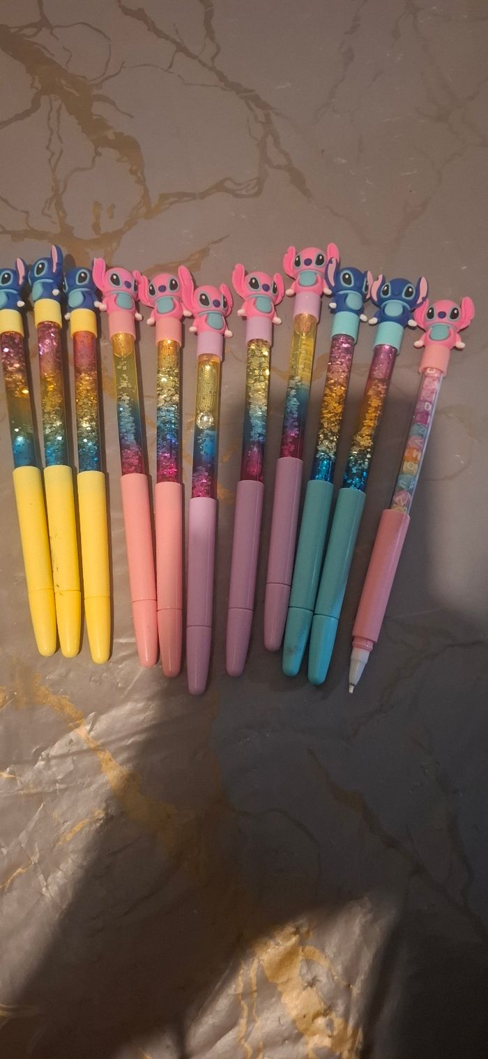 Lot  stylos stitch - photo numéro 4