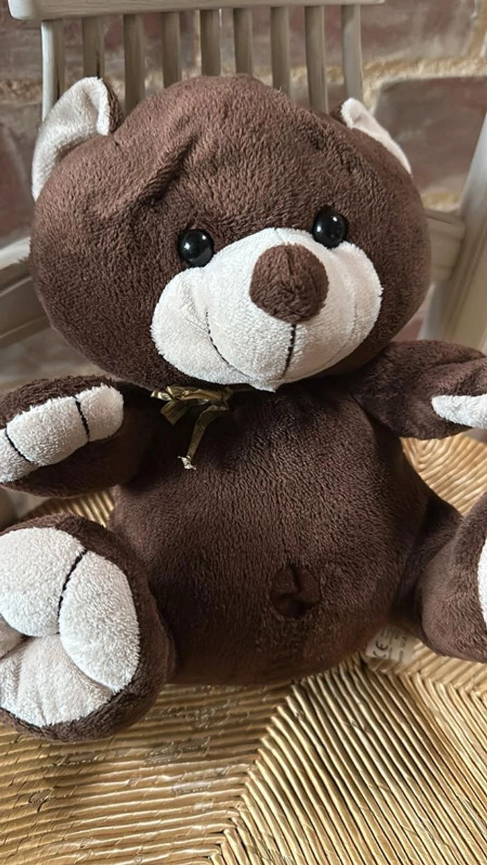 Jolie peluche ours marron - photo numéro 2