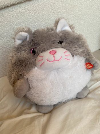 Peluche chat gris