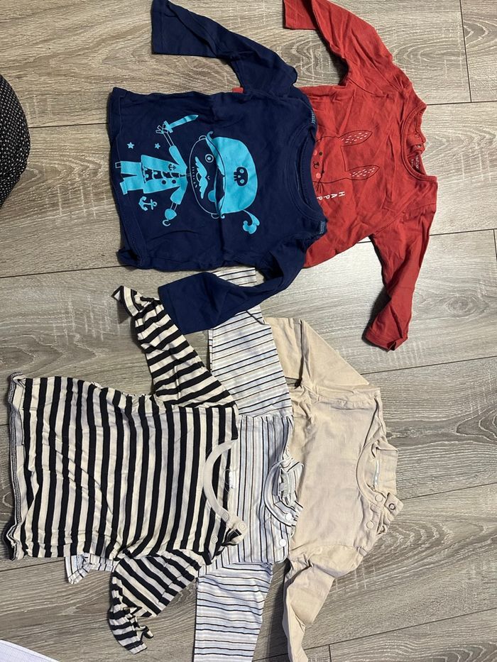Lot vêtements bébé garçon 9-12 mois - photo numéro 9