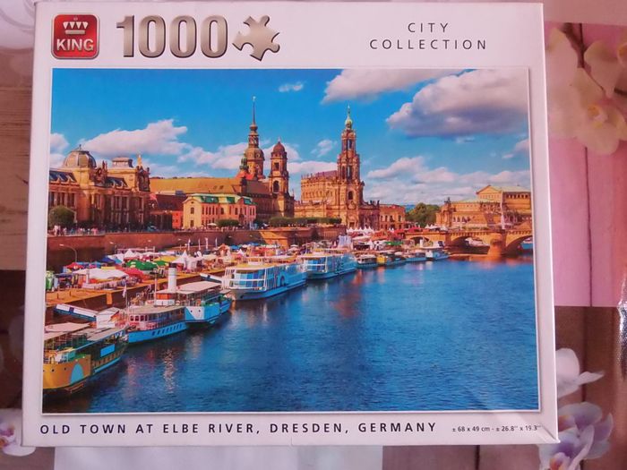 Old Town et Elbe river, Dresden, Germany
