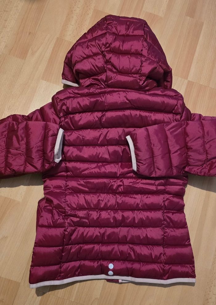 Neuve (non portée) 🩷🥰 Superbe doudoune chaude 10 ans fille 🩷😍 - photo numéro 6