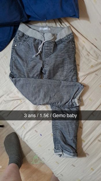 Pantalon élastique gris foncé