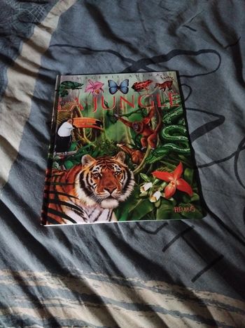Livre les animaux de la jungle