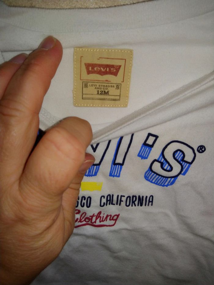 Joli tee shirt bébé garçon Levi's 12 mois en excellent état - photo numéro 7