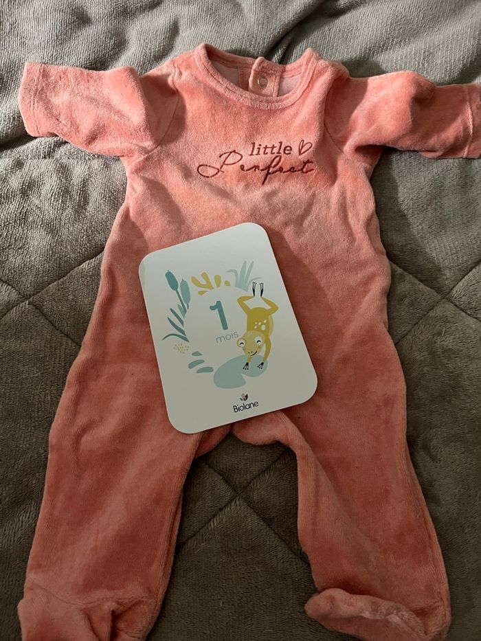 Lot de Pyjamas  gemo 1 mois - photo numéro 3