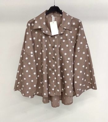 Chemise marron clair à pois blancs oversize – style tendance