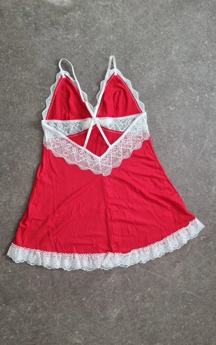 Nuisette rouge et blanc taille L - photo numéro 3
