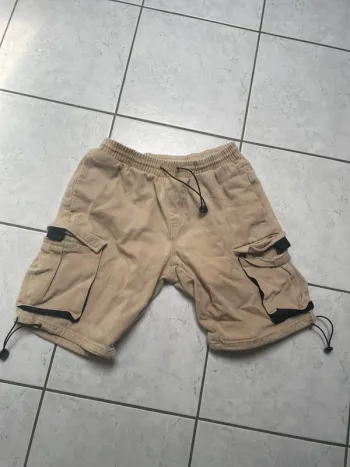 short taille S Frilivin