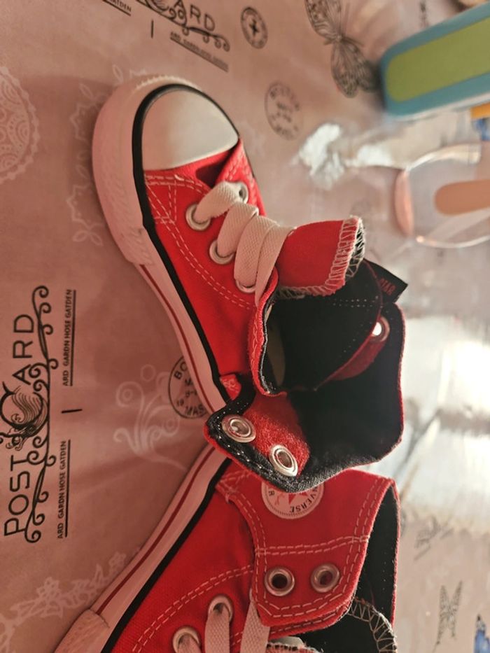 Converse - photo numéro 2