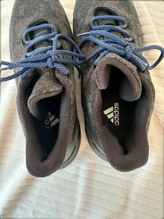 James Harden chaussures de basket taille 40 2/3 - photo numéro 5