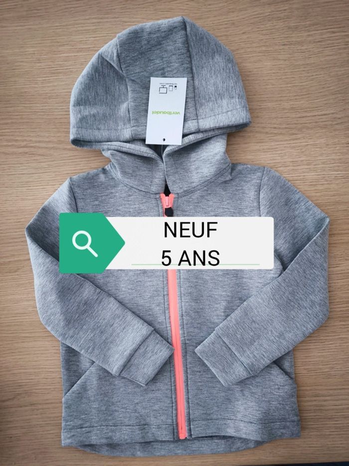 Veste fille sport jogging 5 ans neuve
