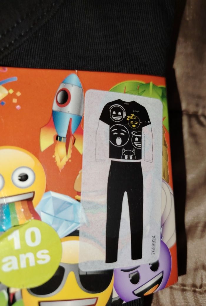 Pyjama Athena taille 10 ans - photo numéro 2