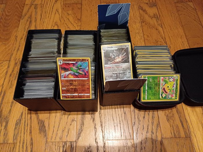 Lot de cartes Pokémon (reverse/Holo) - Bloc Epée et Bouclier / Ecarlate et Violet - photo numéro 3