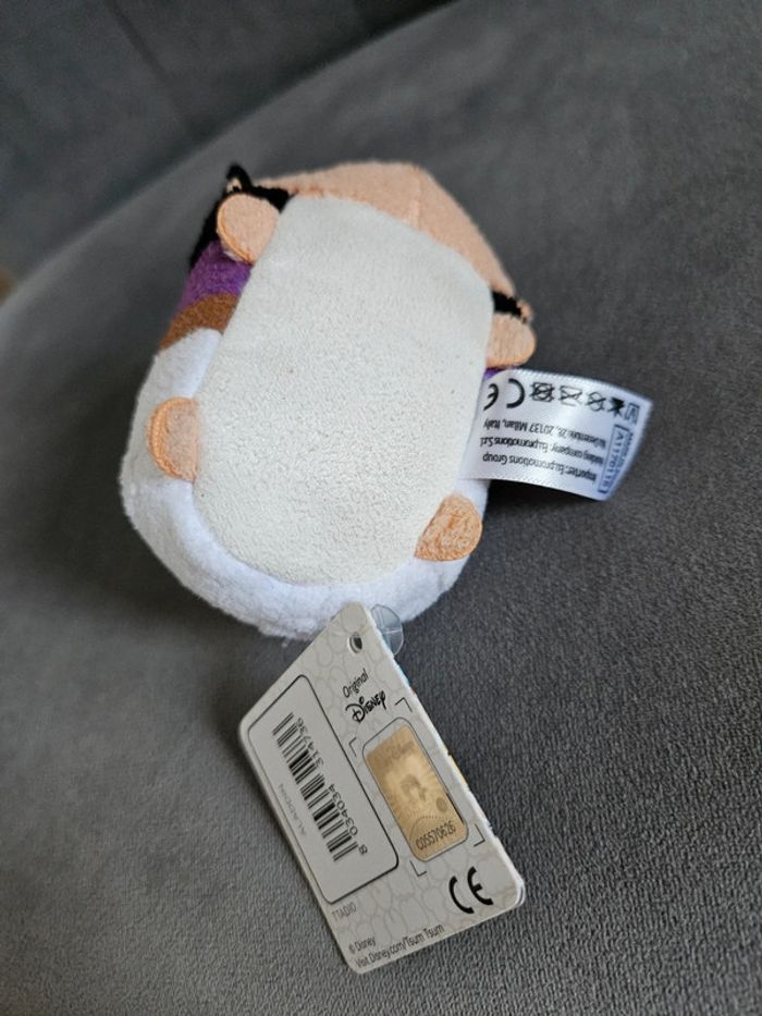 Peluche Aladdin Disney Tsum Tsum neuf - photo numéro 4
