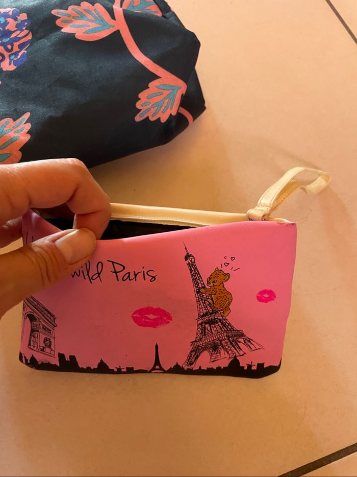 Lot trousse maquillage et toilette - photo numéro 5