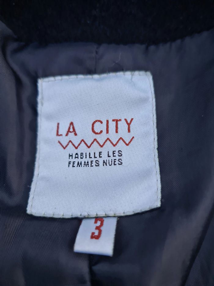 Manteaux "La City" T 3 - photo numéro 9