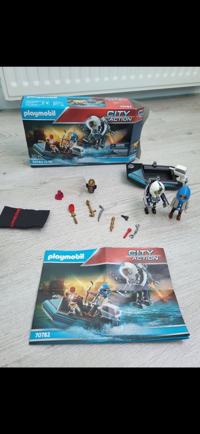 Divers boîtes playmobils thème police - photo numéro 5