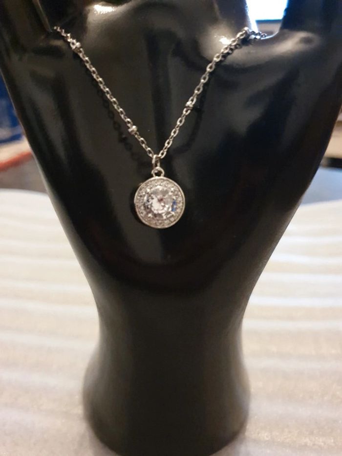 Collier argenté en acier inoxydable - photo numéro 3