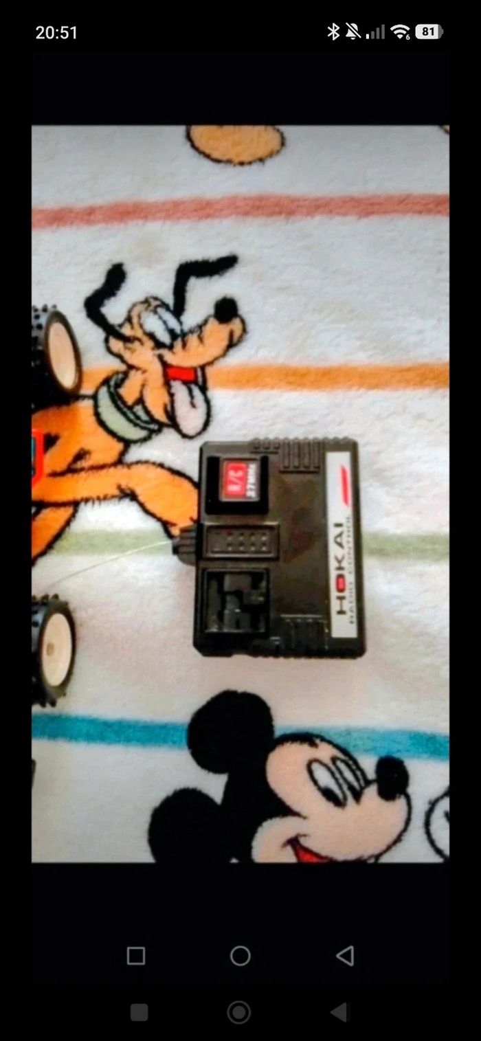 Voiture télécommandée - photo numéro 3